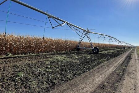 Minister of Agrarian Policy and Food of Ukraine Roman Leshchenko assessed the quality of Variant Irrigation irrigation systems.